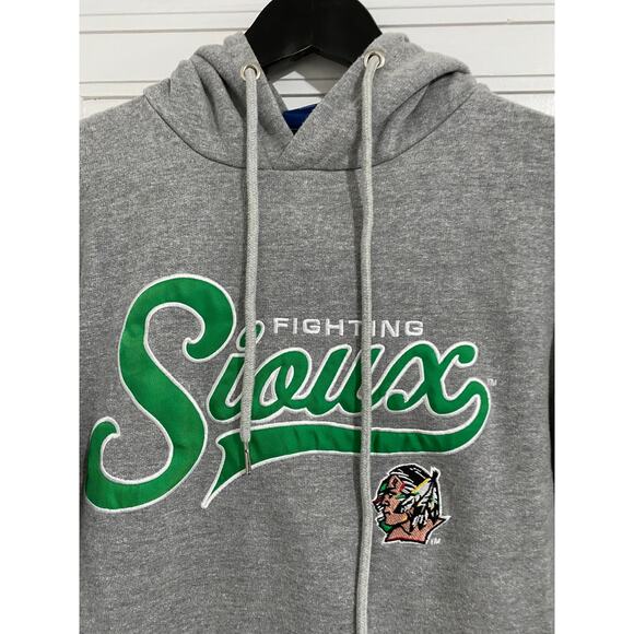 Retro North Dakota Fighting Sioux Hoodie Women's Small - Picture 2 of 5